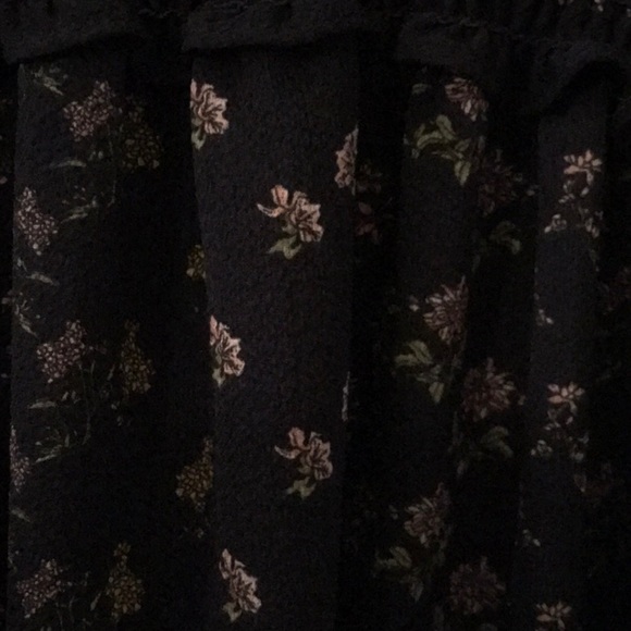 Brand new Mac Studio, floral midi dress - Picture 5 of 6